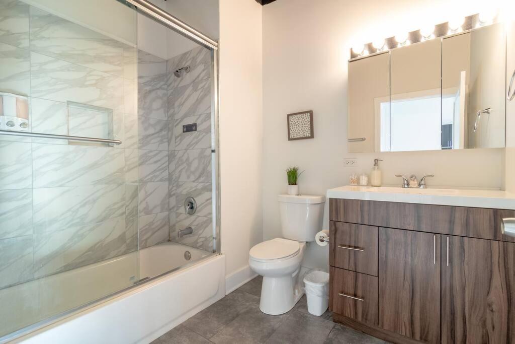 Chicago 2Br Suite Perfect For Convention And Business Trips Near Mccormick Place, Arena, Soldier Field And Grant Park شيكاغو المظهر الخارجي الصورة